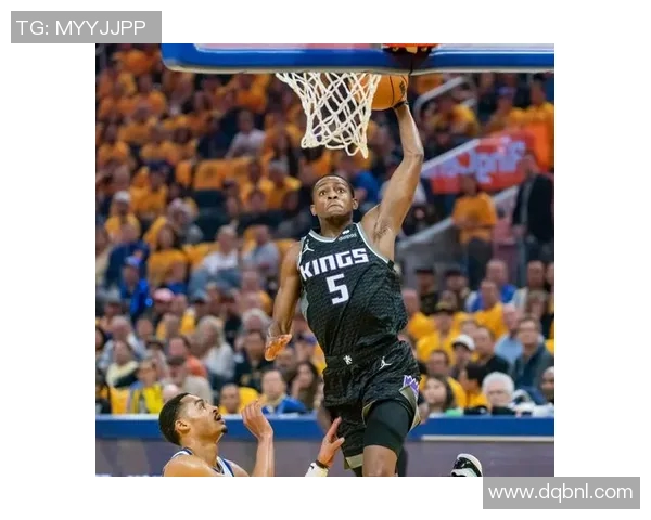 勇士与国王激战正酣视频直播带你感受篮球魅力与激情瞬间 勇士与国王激战正酣视频直播带你感受篮球魅力与激情瞬间