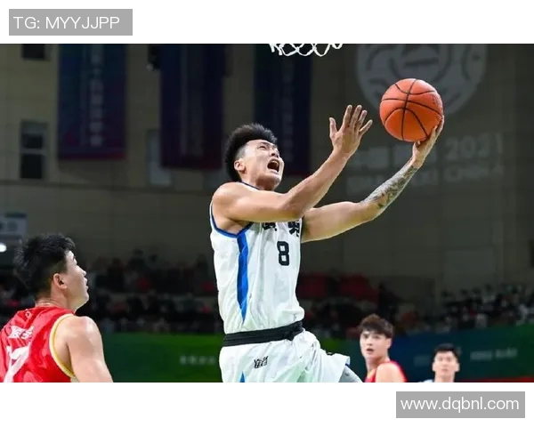 土耳其男篮与黑山男篮激战正酣谁将赢得这场精彩对决 土耳其男篮与黑山男篮激战正酣谁将赢得这场精彩对决